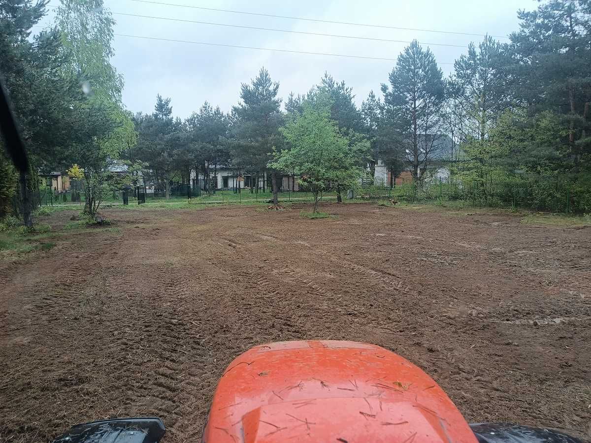 Koszenie karczowanie mulczer czyszczenie równanie działek rębak
