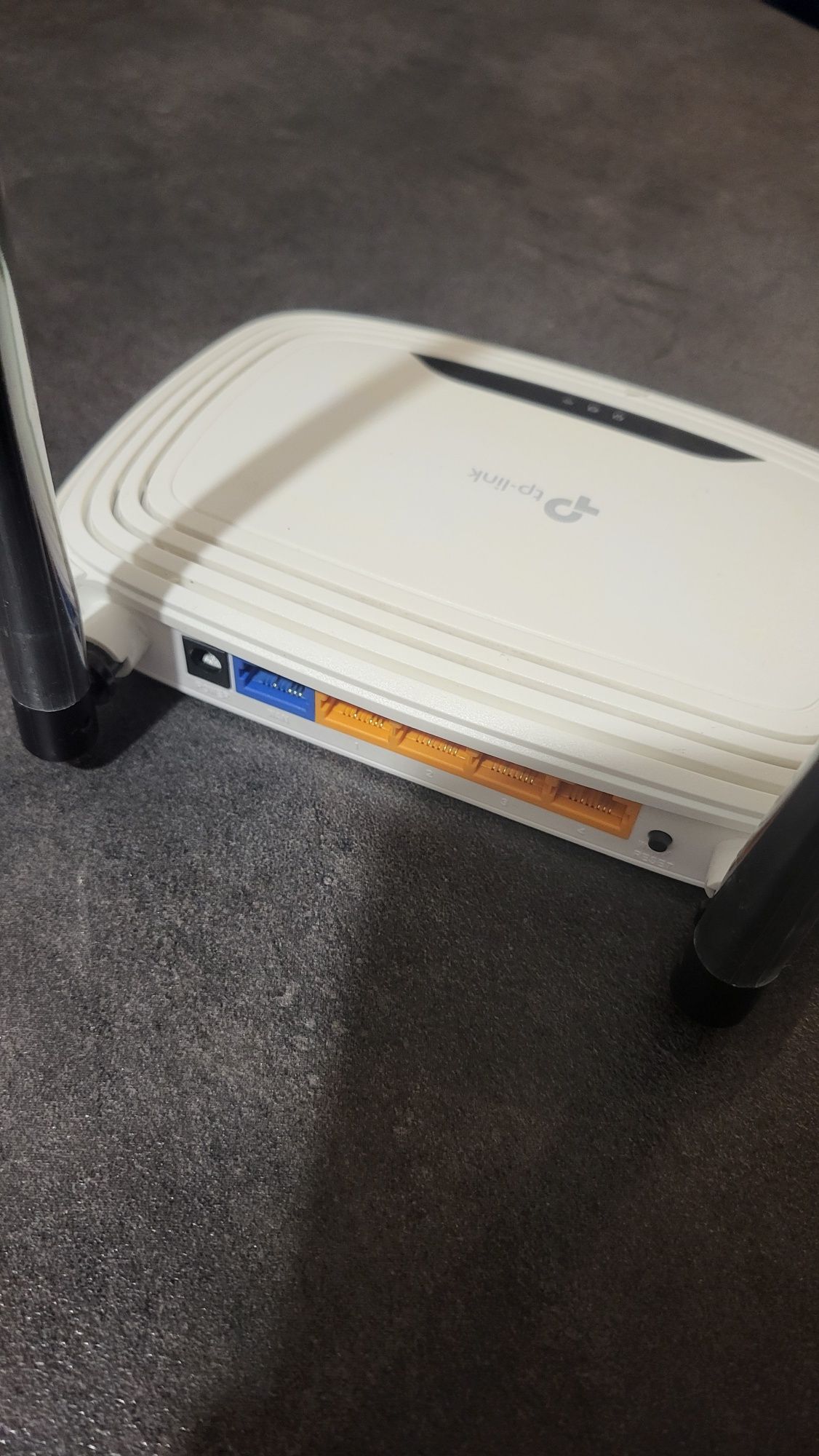 Router Tp-link TL-WR841N WI-FI