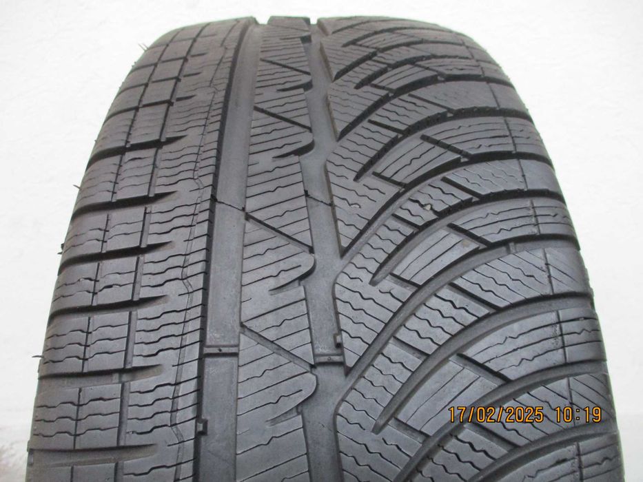 1x 235/45R19 Michelin Pilot Alpin PA4  6,0mm