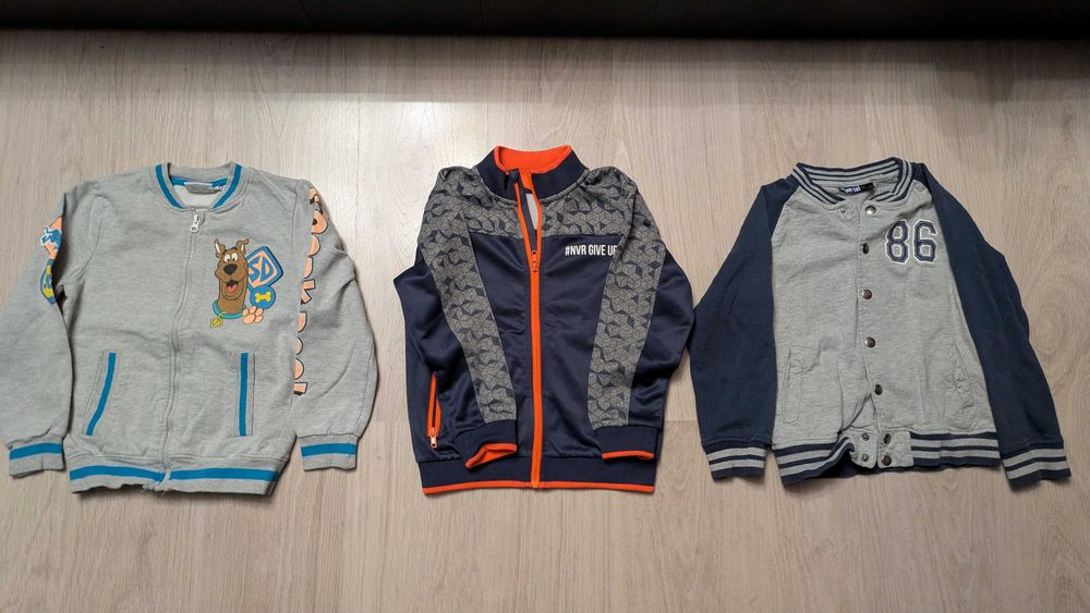 Paka dla chłopaka rozmiar 122/128 spodnie i bluzy