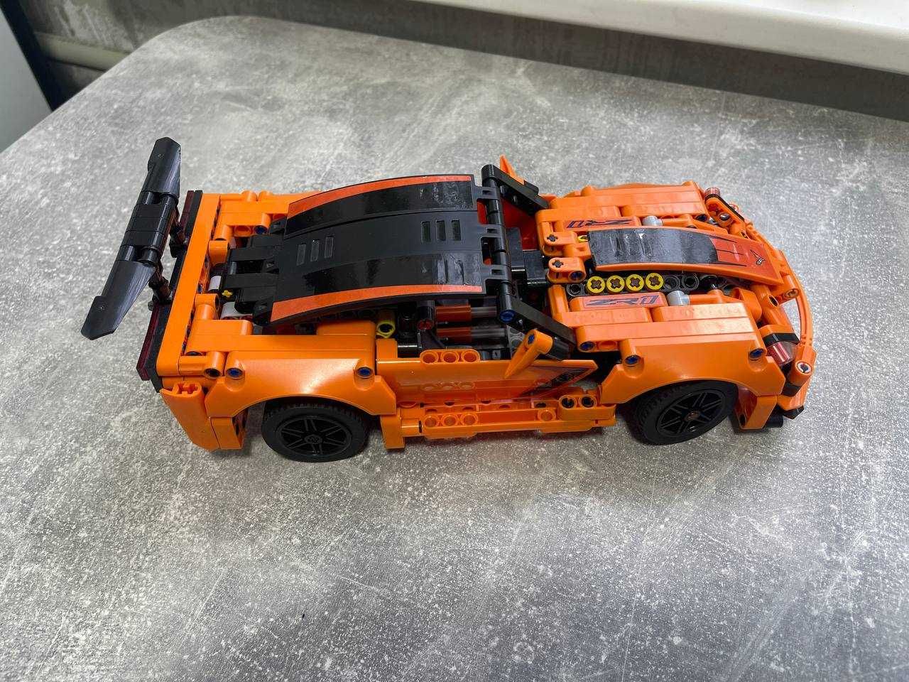 LEGO Technic 42093 Chevrolet Corvette ZR1