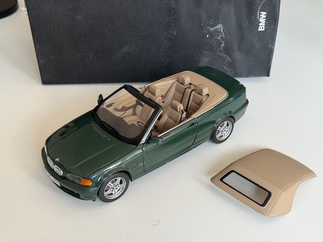1:18 Kyosho BMW 328i (E46) Convertible / Oxford Green / Dealer Edition