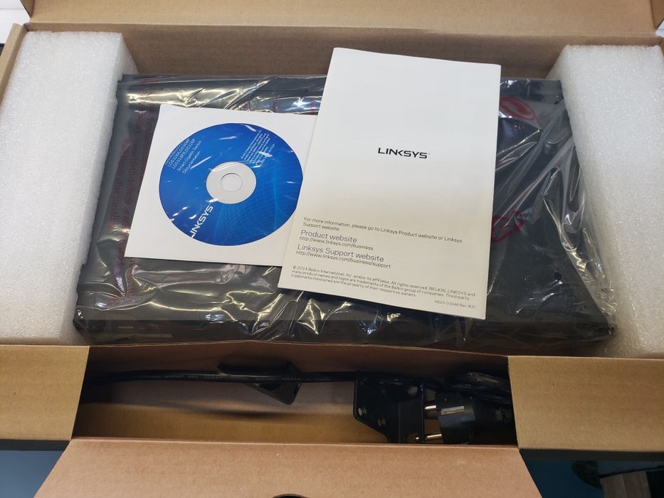 Комутатор керований LGS326