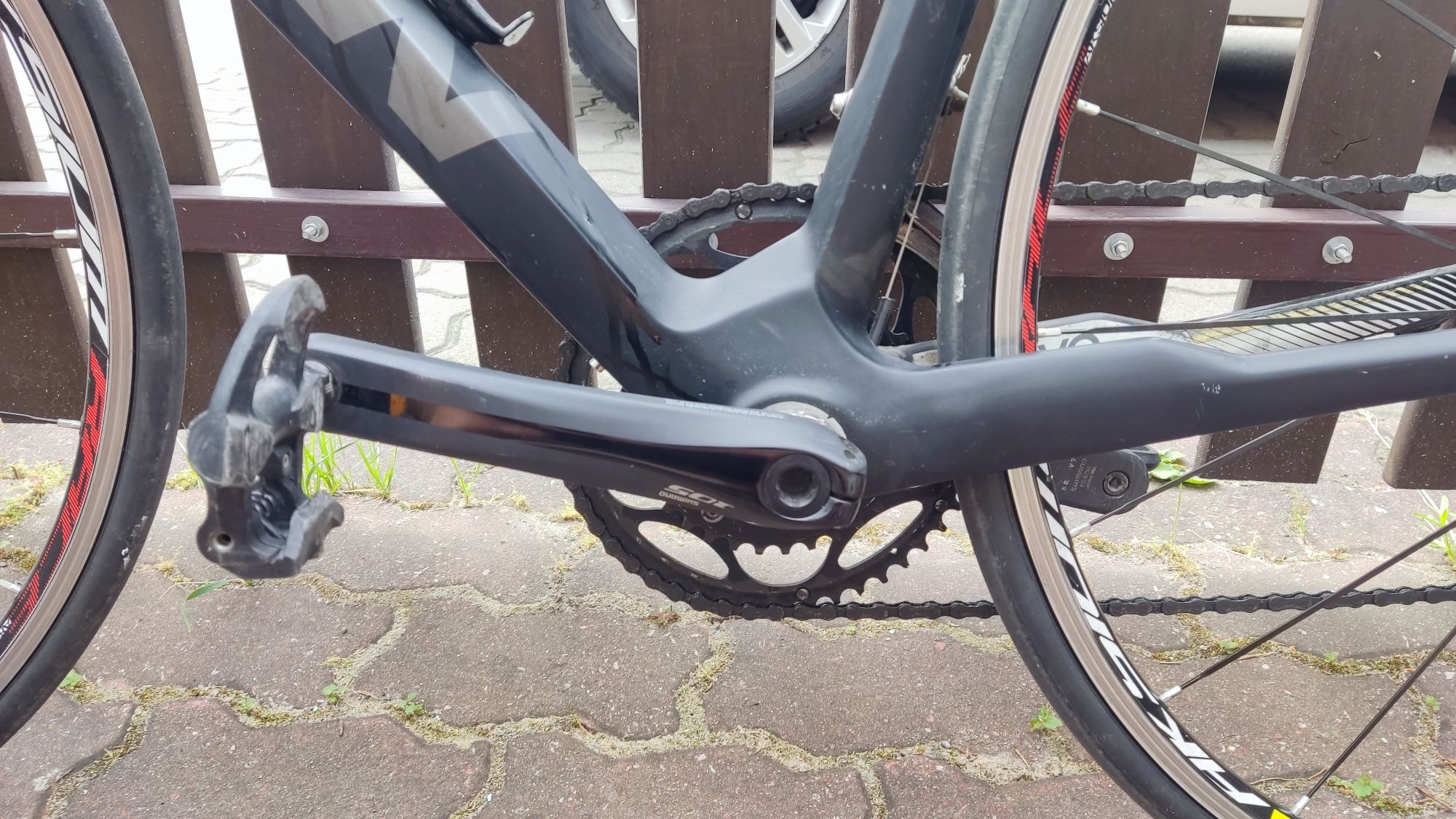 Rower szosowy Btwin mach karbonowy