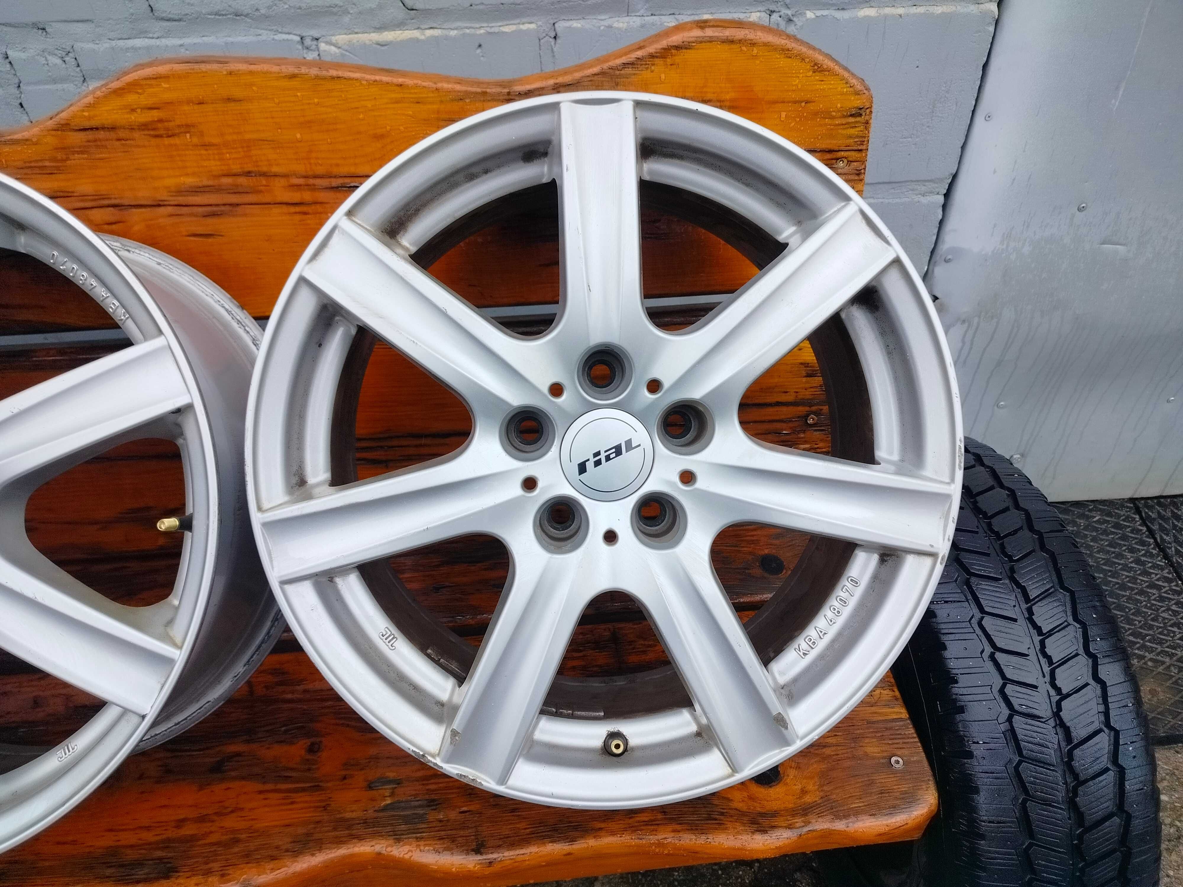 Felgi R17 5x114,3 TOYOTA Avensis Camry Mirai HYUNDAI