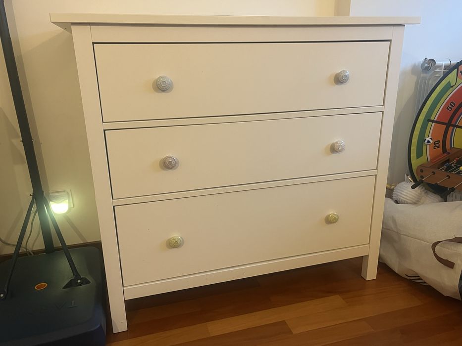 HEMNES - Cómoda c/3 gavetas, velatura branca, 108x96 cm