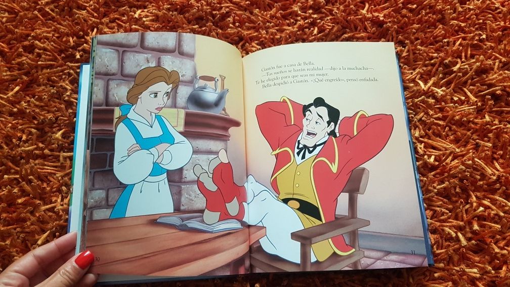 OFERTA PORTES - Livro "La Bella y la Bestia" da Disney