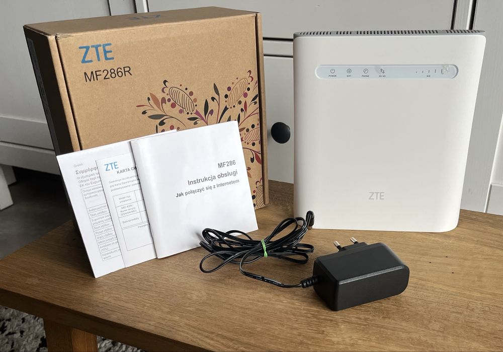 Router ZTE MF286R
