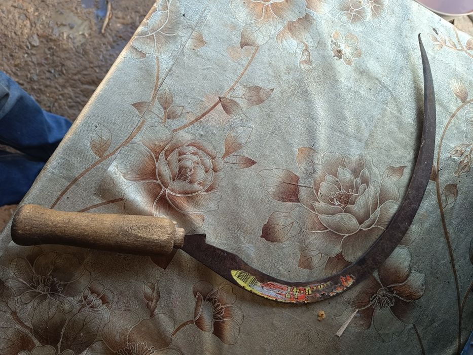 Продам серп, цена 280гр