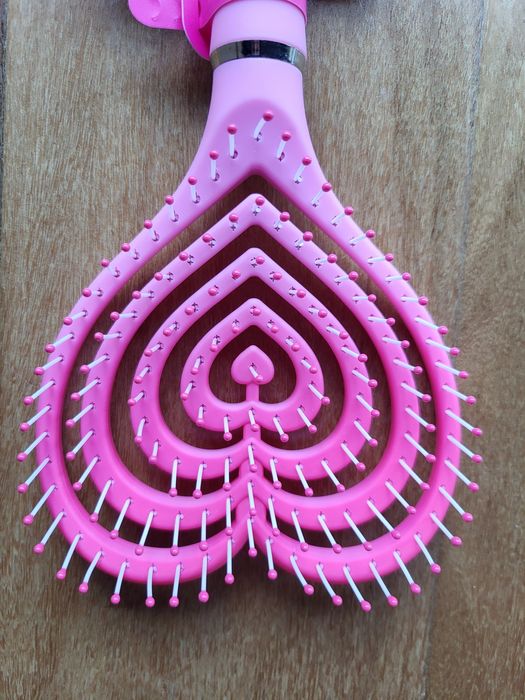 Escova de Cabelo Coração - Barbie