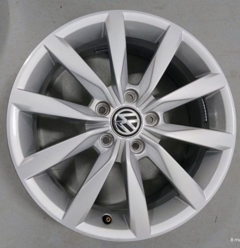 5x112 R17 Felgi Oryginalne VW Golf 7 Caddy Touran Alufelgi Dijon  17"