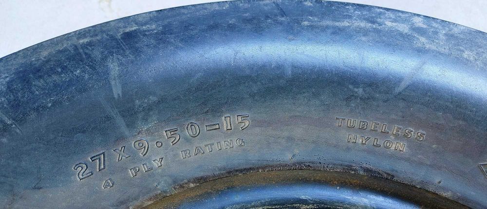 Sprzedam używaną oponę rolniczą 27 x 9.50-15 4 PLY Good Year Terra-Rib