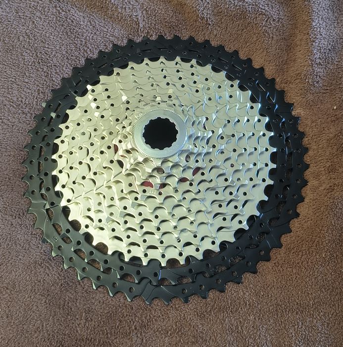 Касета на 12 передач для шосейного велосипеда