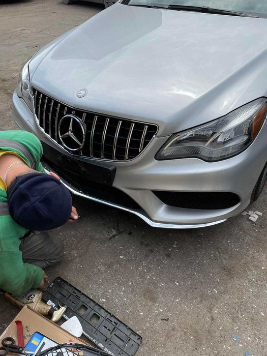 Решітка Радіатора на Mercedes E63 w207 14-17г амг GT решітка мерседес