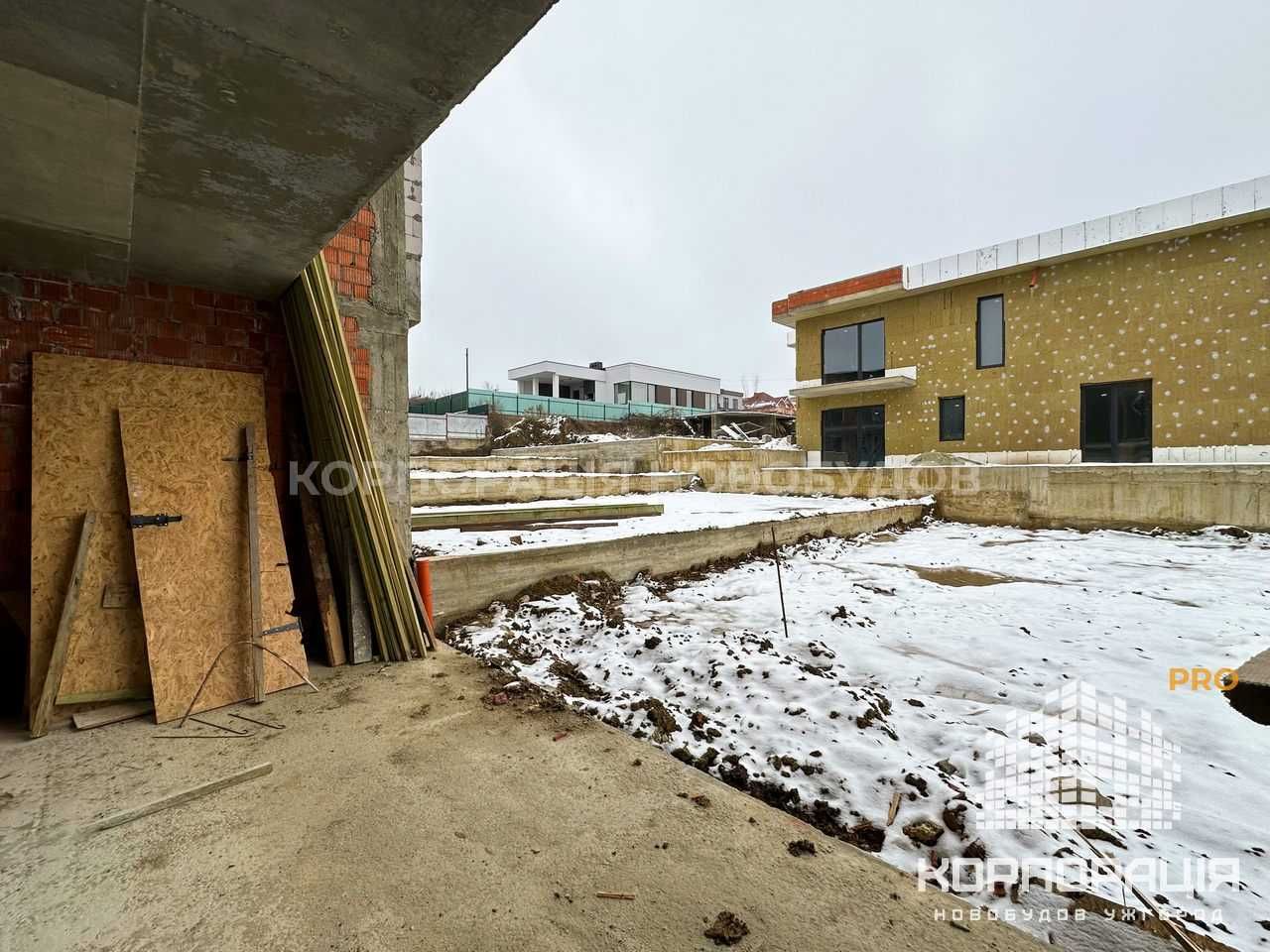 Продаж котеджу з гаражем; відеодомофон, панорамний вид на місто