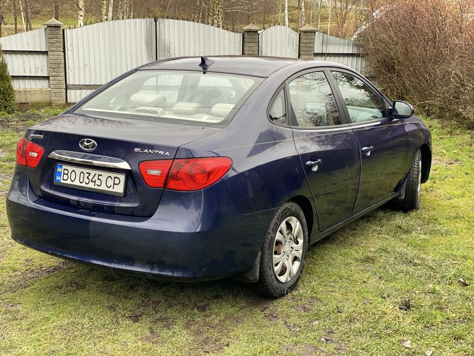 Продам Hyndai Elantra 2010