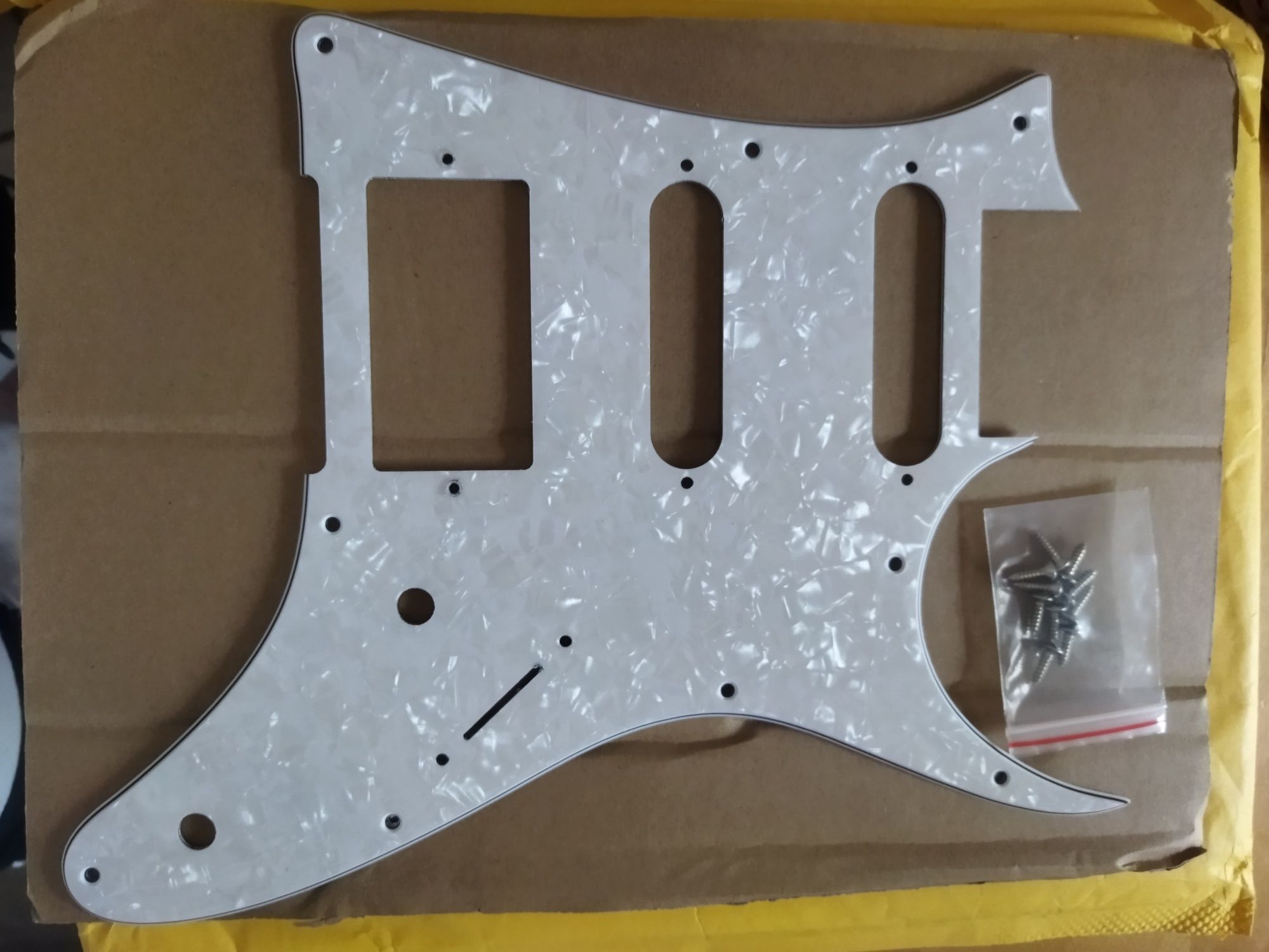 Vendo pickguard ibanez