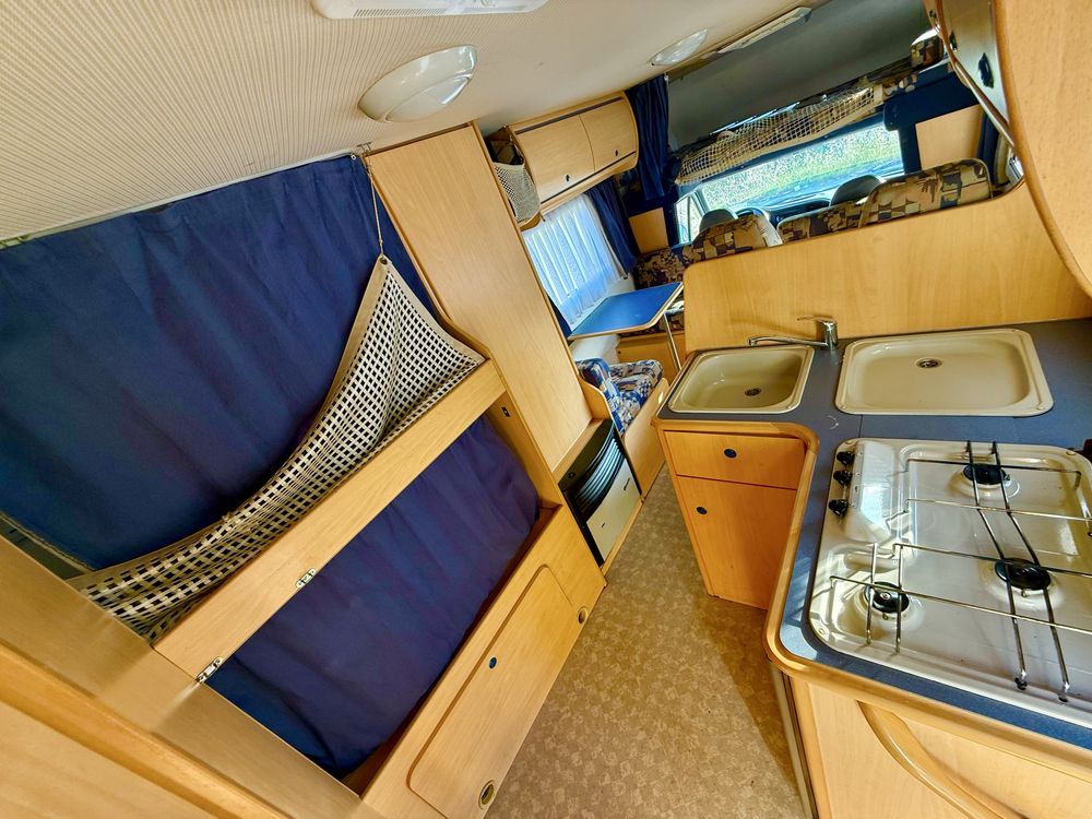 Autocaravana Ford Challenger - ano 2000 2.5TD