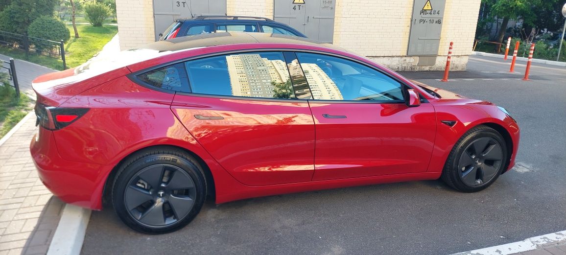 Tesla model 3, 2022