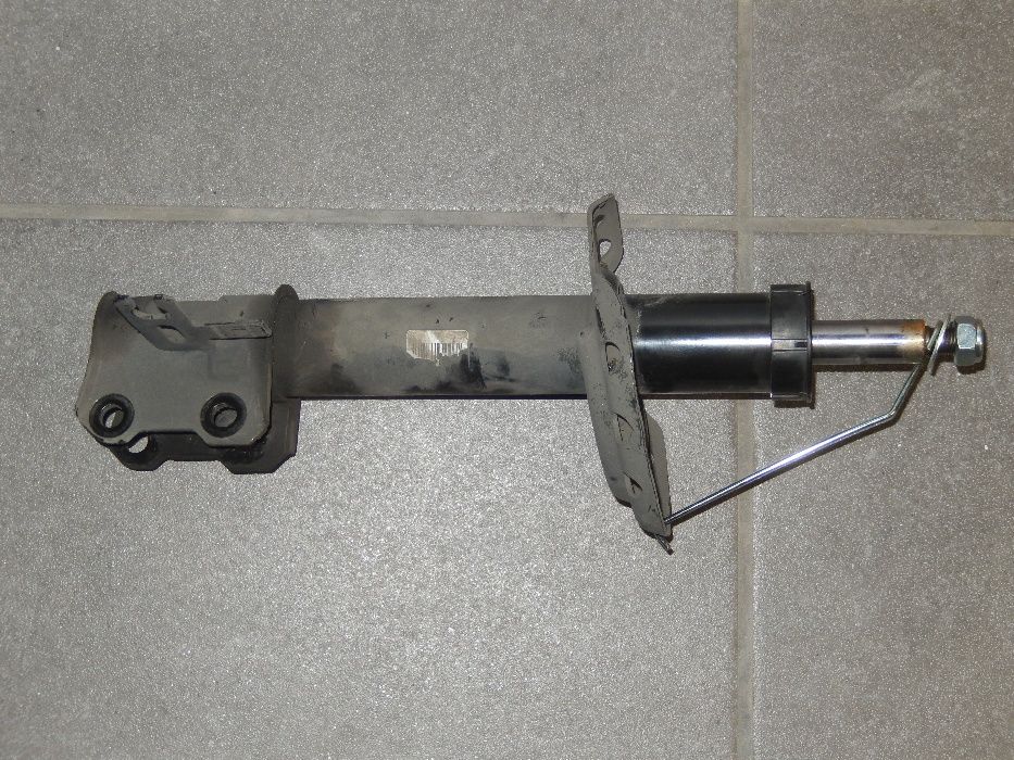 Amortecedor Frente Esquerdo Opel Astra 1.3 CDTI