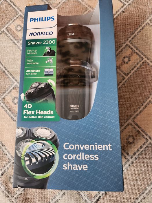 Електробритва чоловіча PHILLIPS NORELCO SHAVER 2300 S 1211/81. Нова.