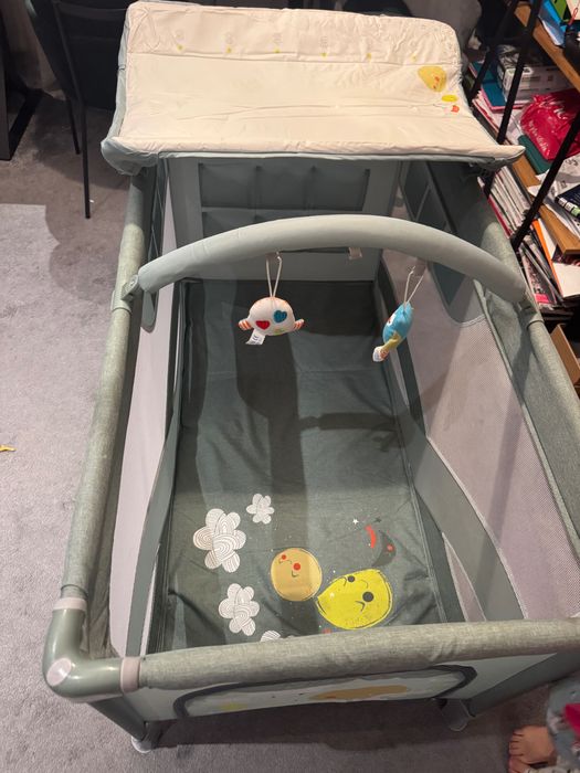 ŁÓŻECZKO TURYSTYCZNE DREAM baby designe 2 poziomy przewijak