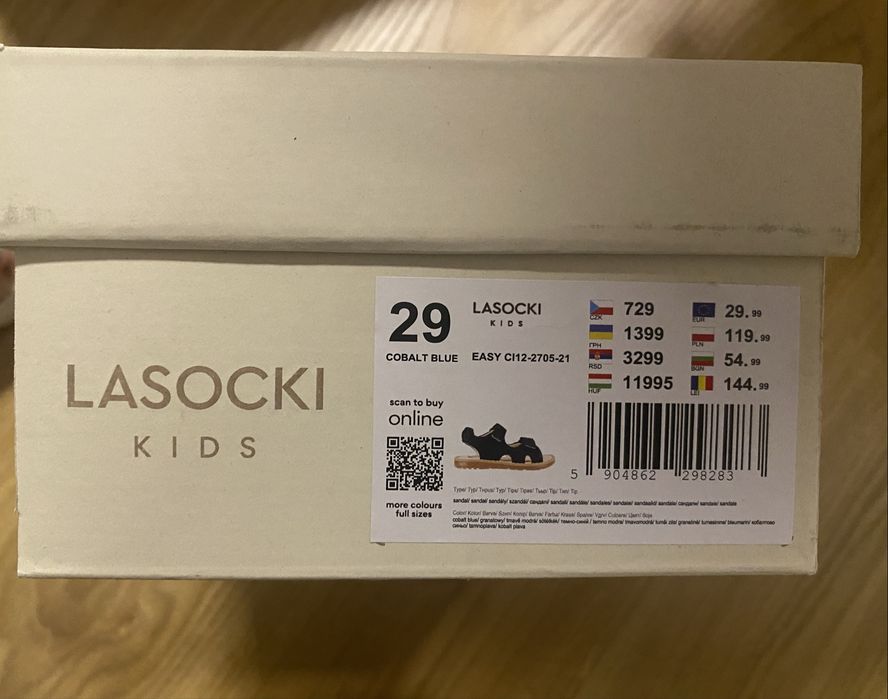 Sprzedam granatowe sandaly Lasocki 29
