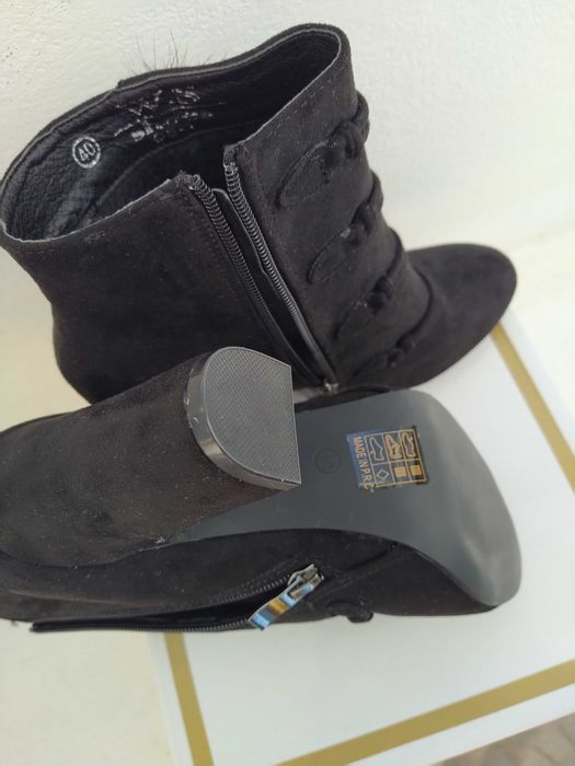 Botas pretas, elegantes - Número 40 - Novas!