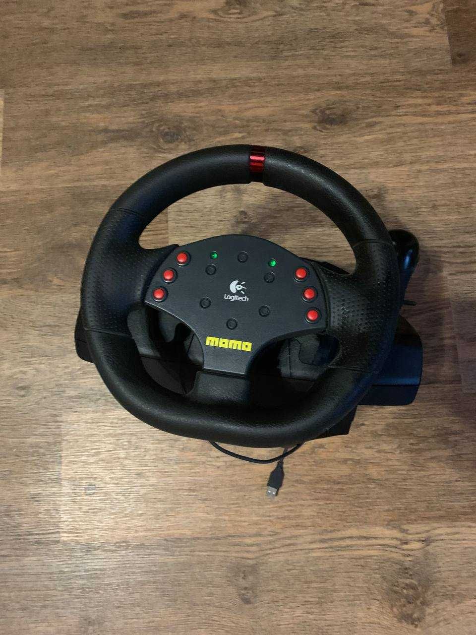 Руль Logitech Momo Racing Force Feedback Wheel