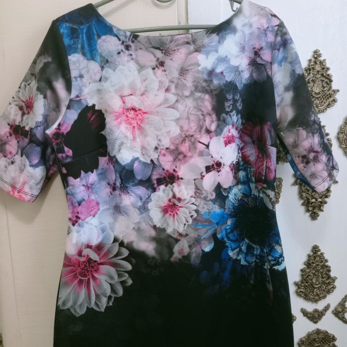 Шикарне плаття футляр 48-50-52