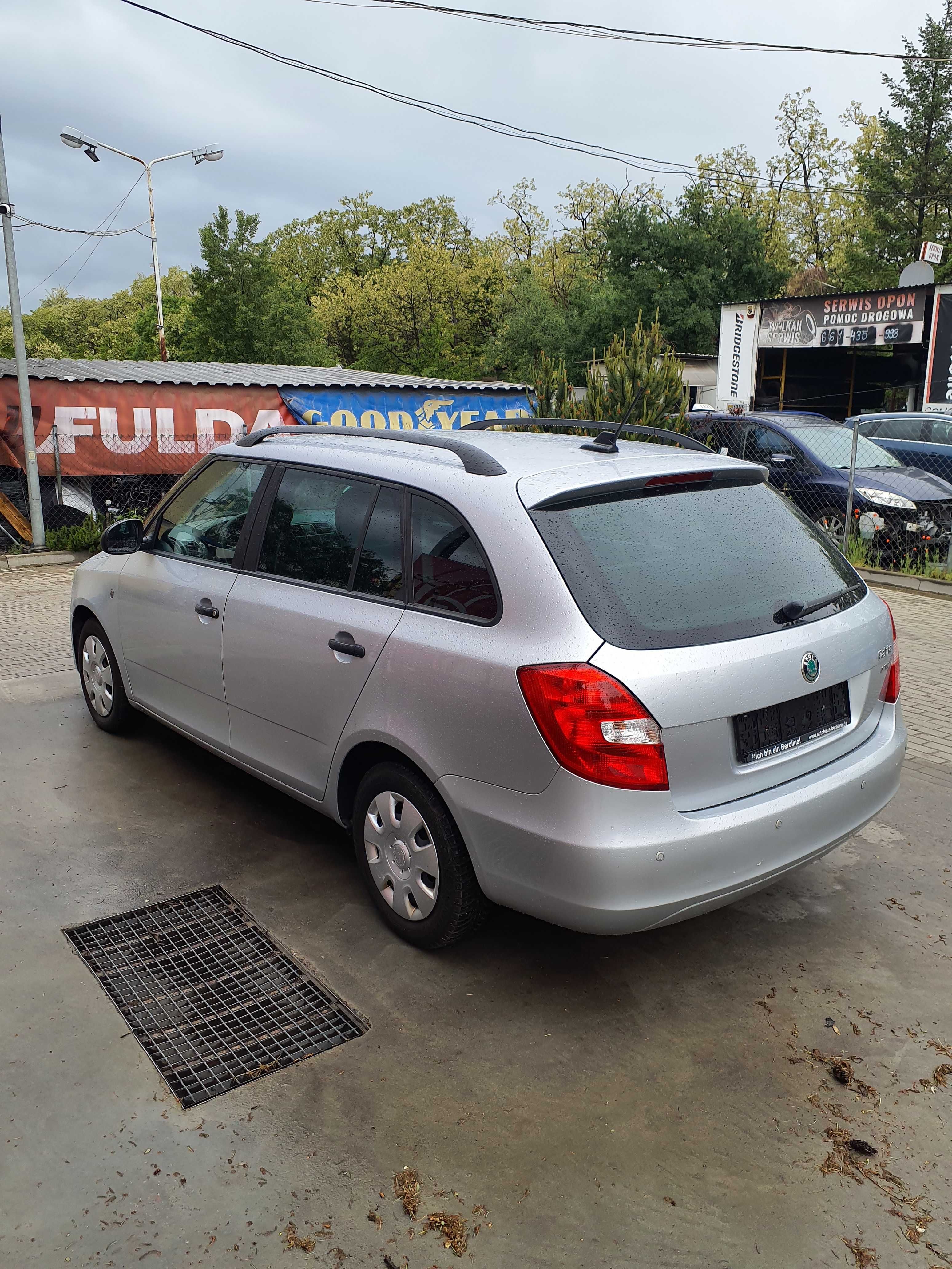 Skoda fabia 1.2 tsi kombi 2012 rok