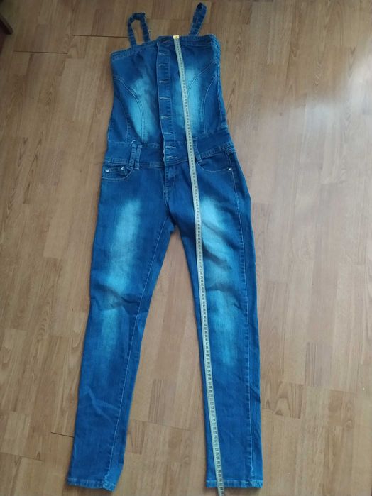 Mega seksi kombinezon z jeansu