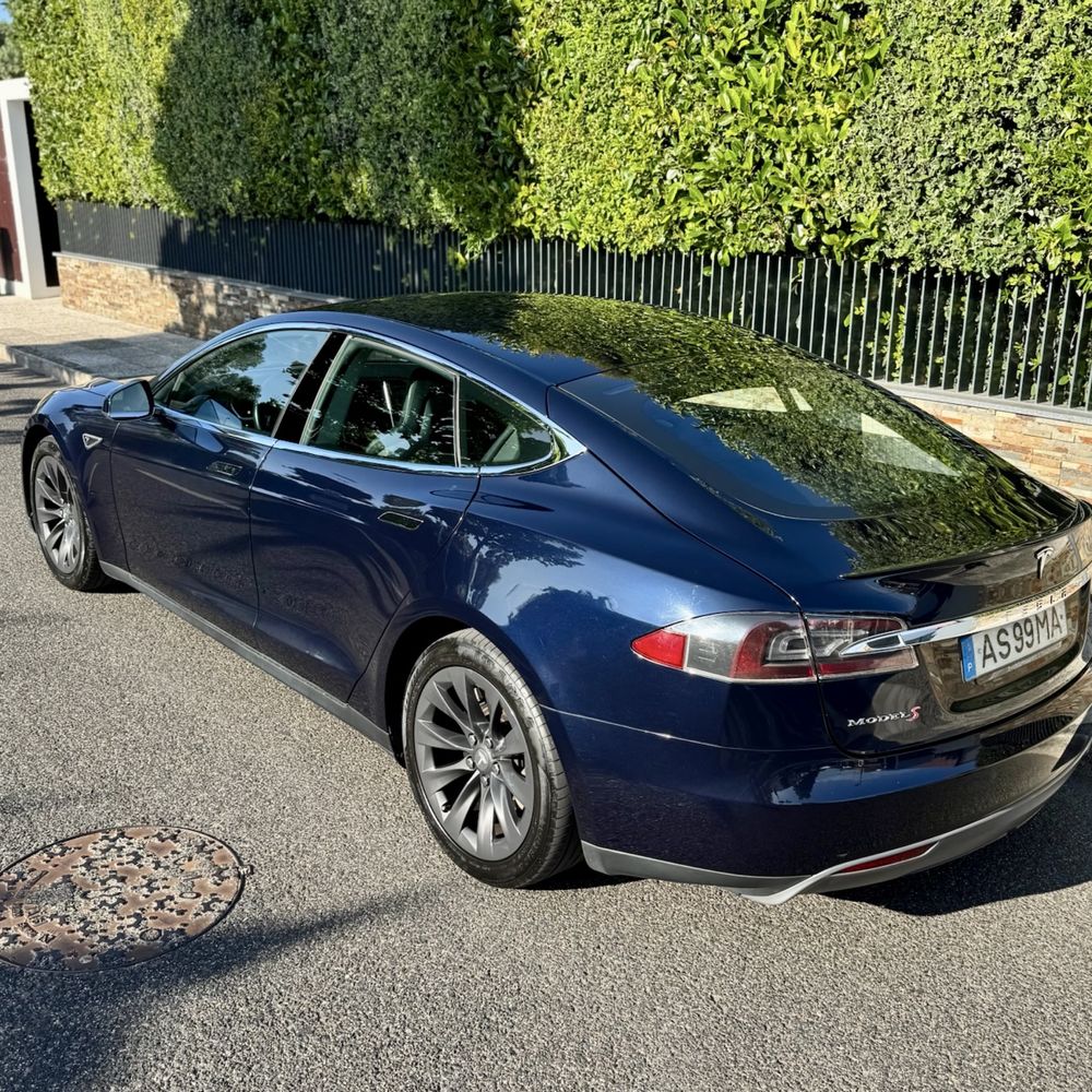 Tesla Model S 60 Desde FINANCIAMENTO desde 249€