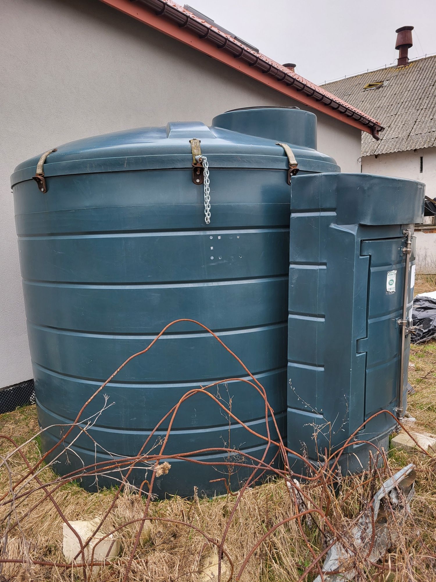 Zbiornik na paliwo 6000 litrów ze stacją i komputerem dozującym