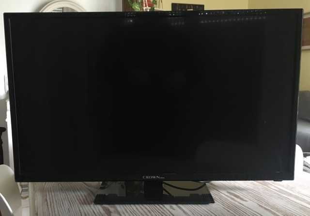 TV CROWN Led 32" (70x40)