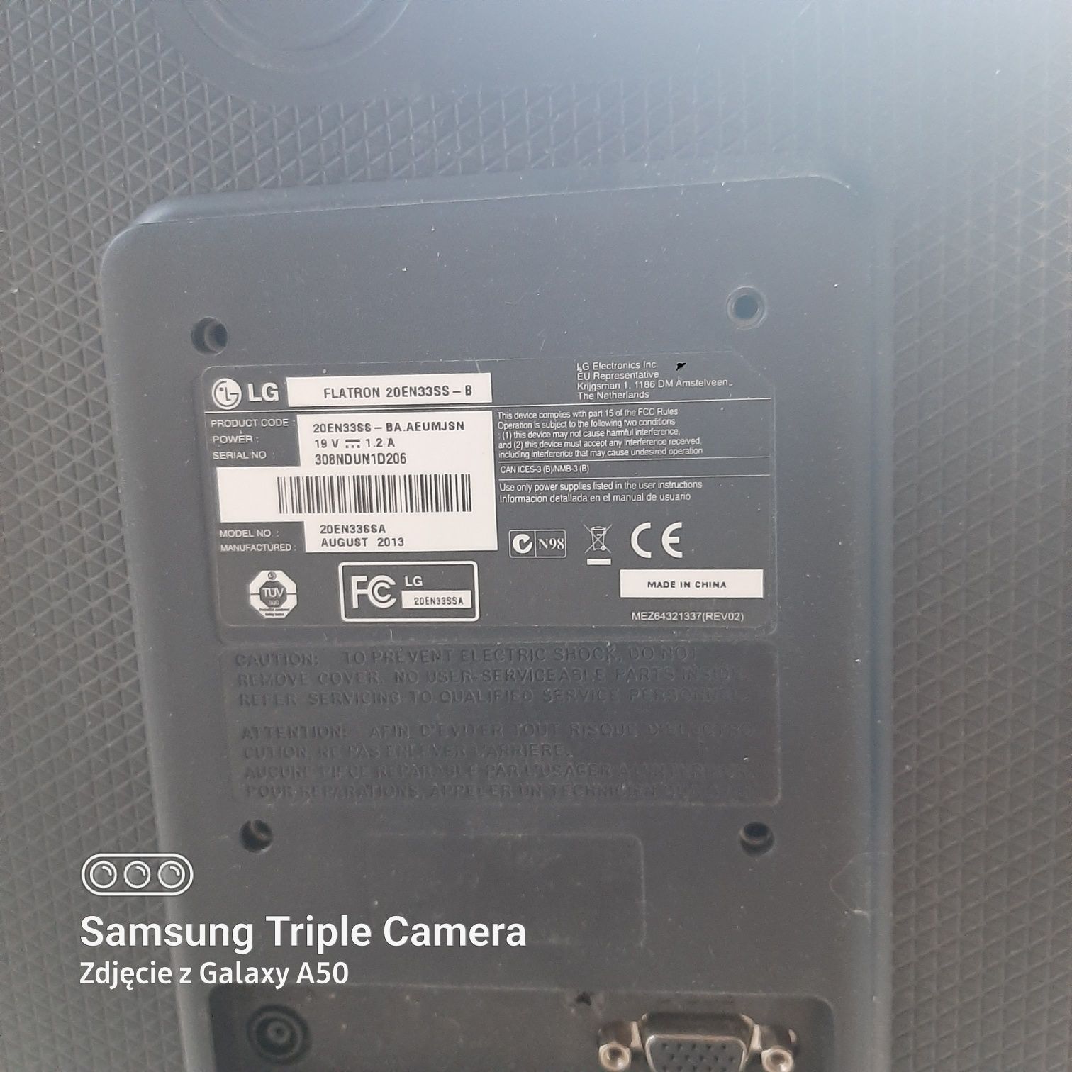 Monitor 22 całe marki LG  LED