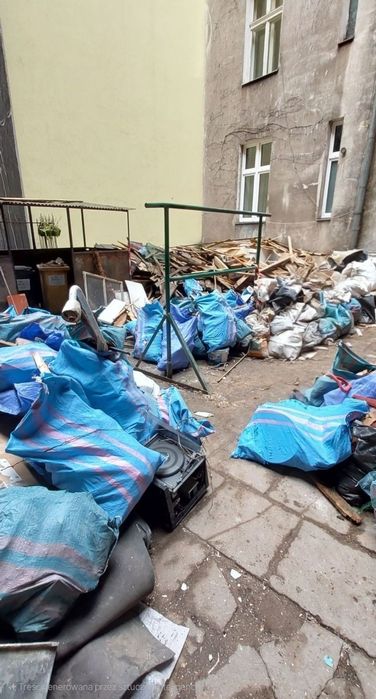 Wywóz odpadów budowlanych  usługi:

wywóz gruzu i odpadów budowlanych,