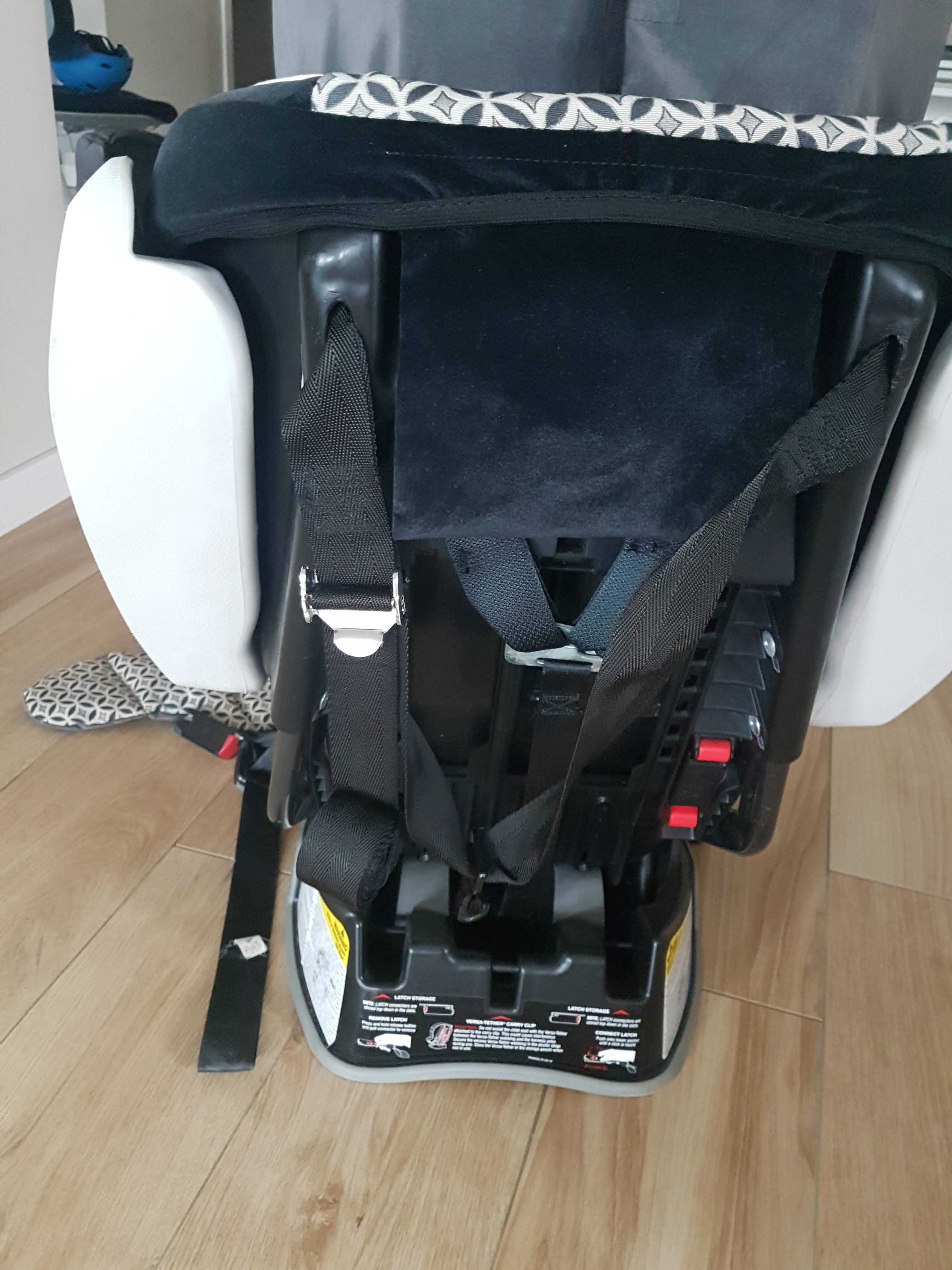 Fotelik samochodowy BRITAX 9-36 kg