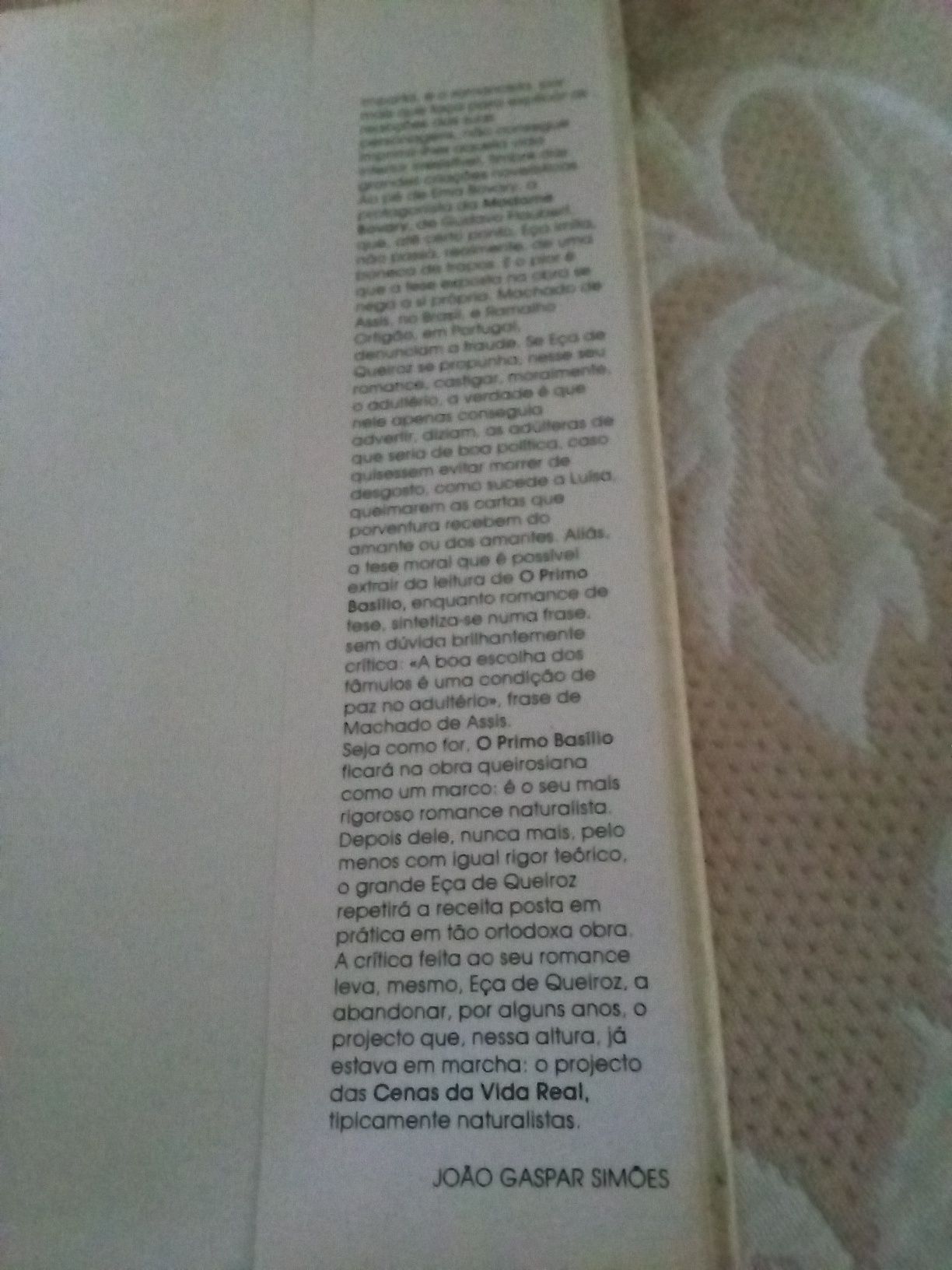 Vendo livro O Primo Basílio de Eça de Queiroz em boas condições