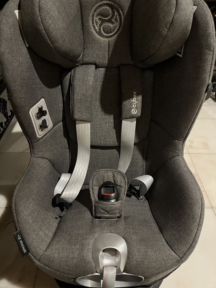 Cadeira auto bebé Cybex Platinium Sirona Zi i-Size