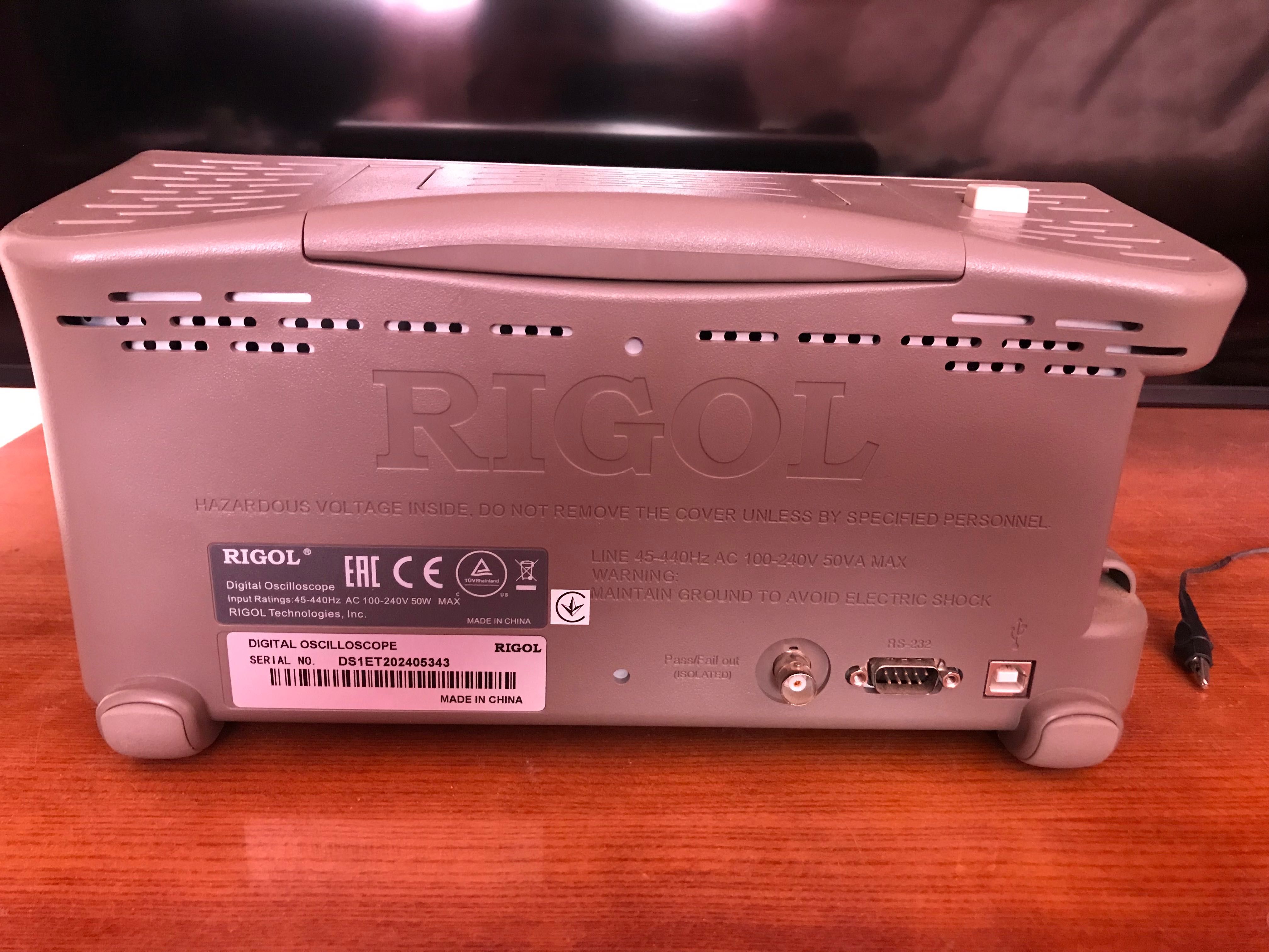 Цифровий осцилограф RIGOL DS1052E 50 МГц. 1 Гвиб/с. 1 МБ.