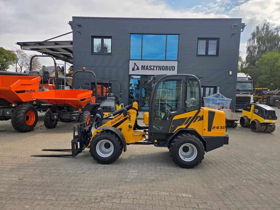Schäffer Ładowarka Miniładowarka Schaffer 2430 - 2445kg Łyżka + Widły