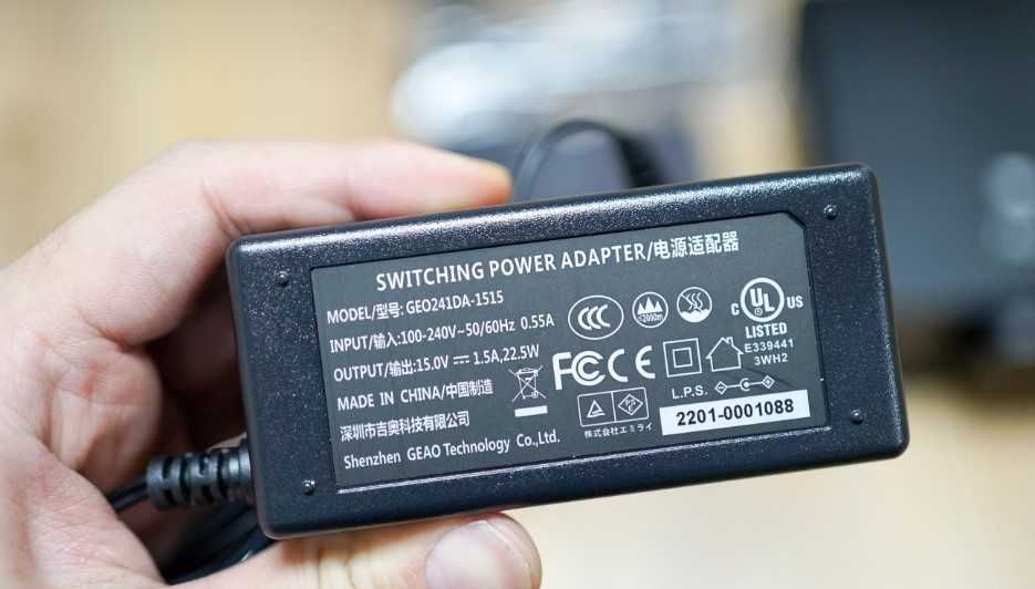 Блок питания Fiio K5 Pro 15 вольт