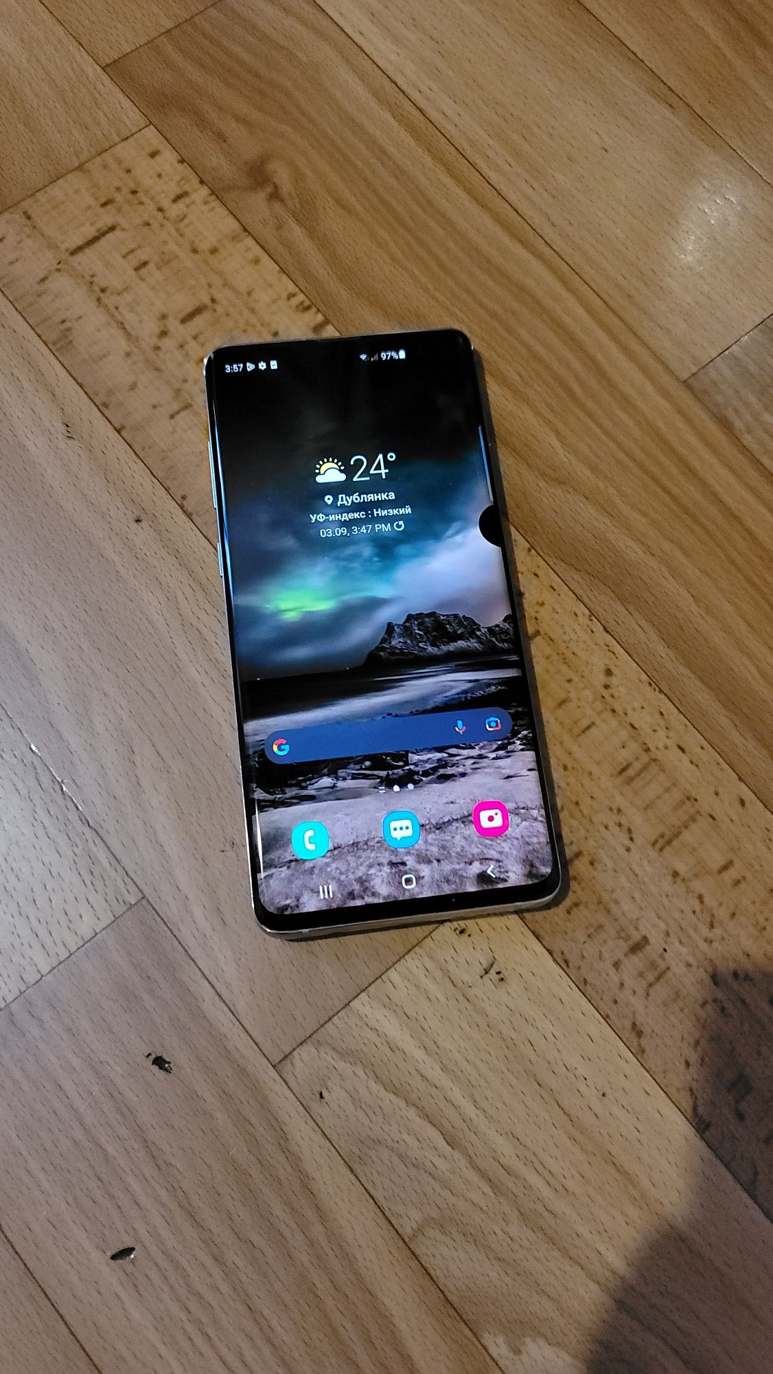 Samsung S10+ G975U 8/128гб. С браком