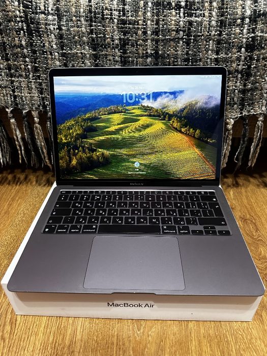 Macbook Air 2020 m1,8/256