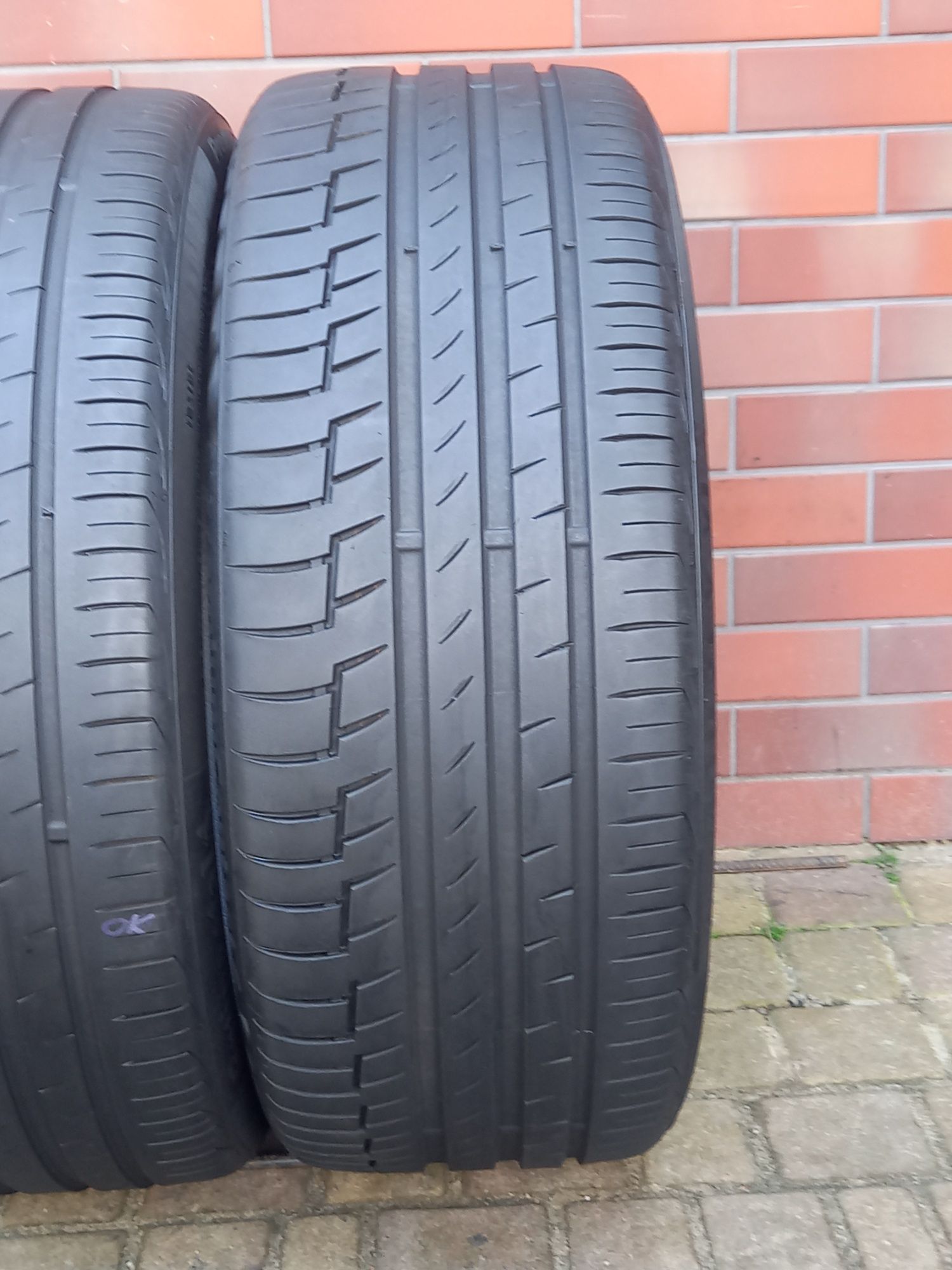 245/40/21 5.7 mm 2019r XL Continental 2szt