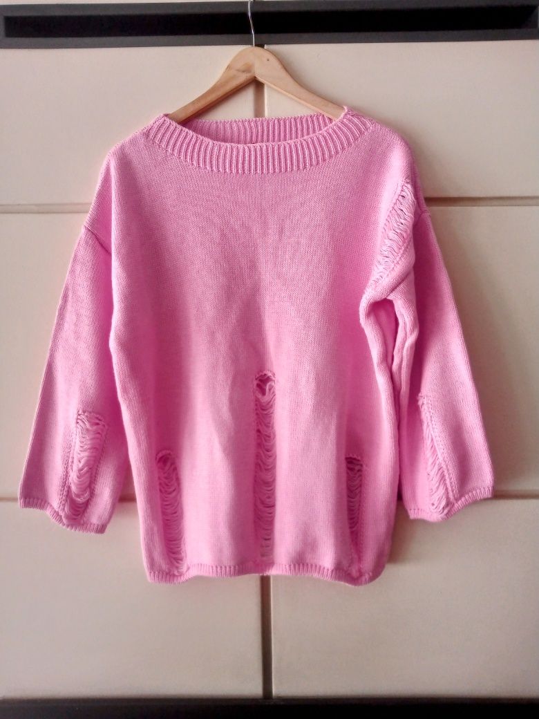 Nowy sweter z dziurami Badu  cukierkowy róż  one size