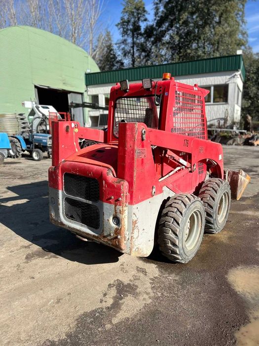 Mini Pá Carregadora Komatsu SK714