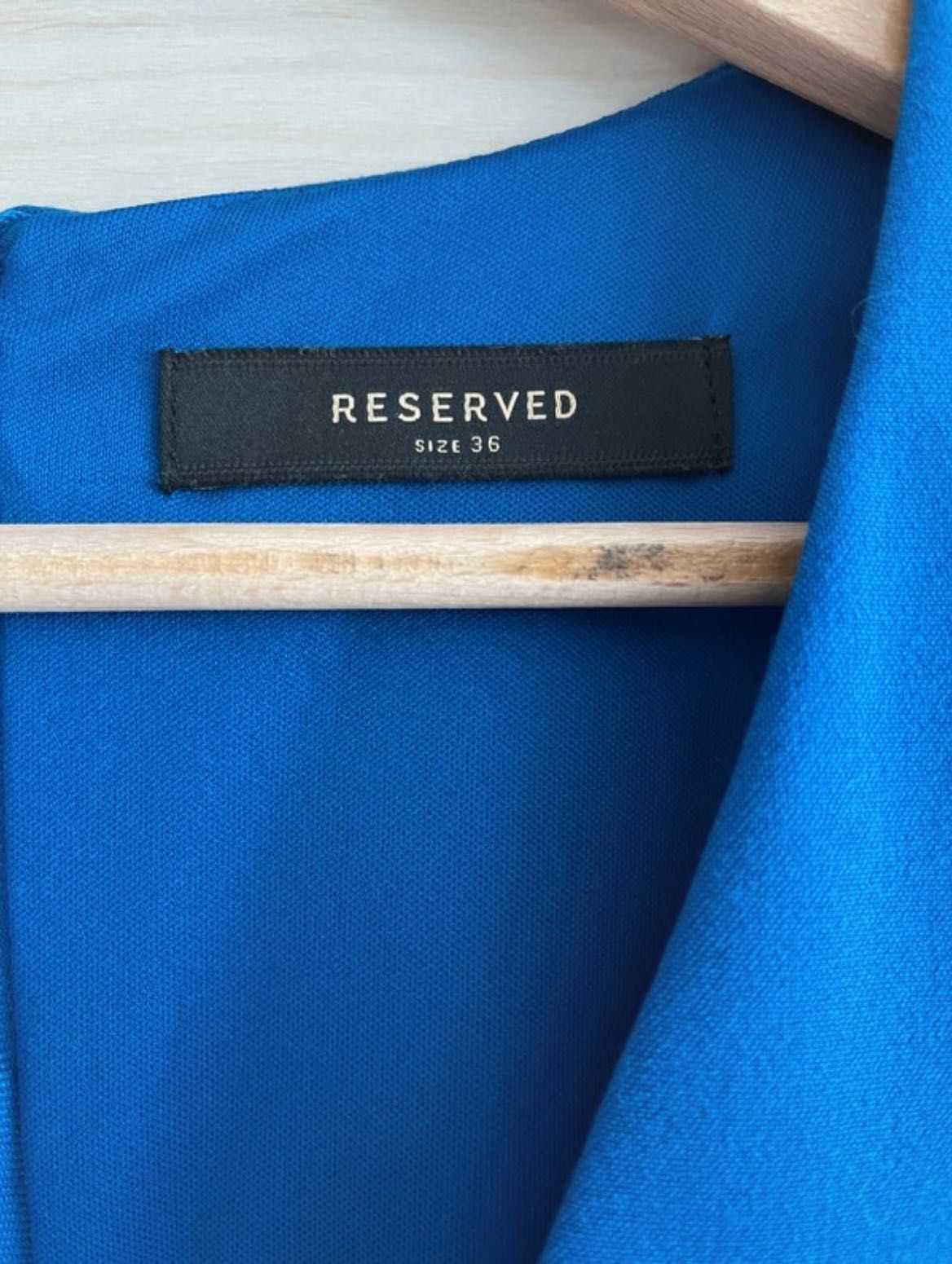 Chabrowa sukienka Reserved