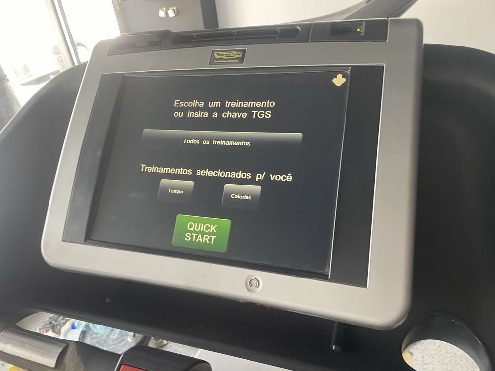 Passadeira TECHNOGYM